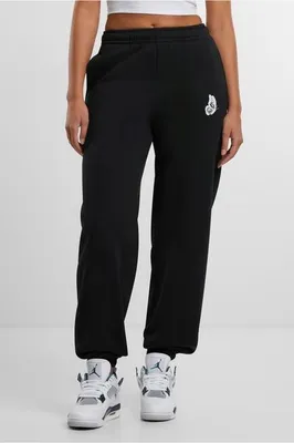 Obrázok produktu pre Dámske nohavice Urban Classics Wildest Dreams Ladies Fluffy Sweatpants black - L