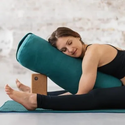 Produktbild von Yoga Block aus Hartlaubor - Umweltfreundlich - Für Heim- oder Studio-Training