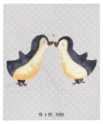 Produktbild von Mr. & Mrs. Panda Kuscheldecke Pinguin Liebe - Grau Pastell - Geschenk, Bettdecke, Hochzeitstag, Hochzeit, Vertraut, glücklich, Tagesdecke, Sofaüberwurf, Sofadecke, Decke