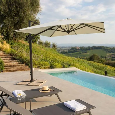 Immagine prodotto di Milani Home - ombrellone da giardino 4 x 4 m con palo laterale decentrato in alluminio, telo beige in nylon, per terrazzo e piscina