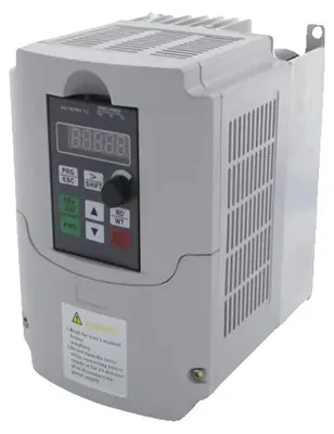Obrázok produktu pre Frekvenčný menič, prevod z 220 V na 380 V, regulácia frekvencie, 5,5 kW 220 V na 380 V, jednofázový 220 V-b, trojfázový 380 V-b