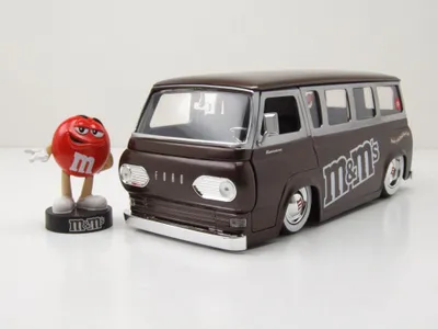 Zdjęcie produktu dla Jada Toys M&Ms Red 1965 Ford Econoline Van 1:24, Van, 13 lat(a), Metal, Czarny