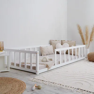 Obrázok produktu pre Detská postieľka s bočnicami – Nízka postieľka pre batočiata – Na samostatné spanie – Masívne smrekové drevo – 90 x 200 cm – Biela