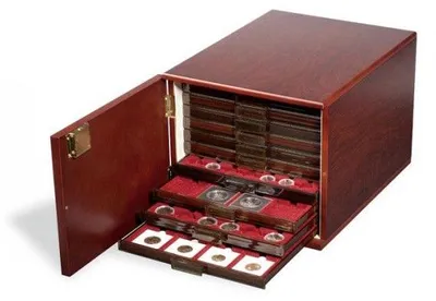 Produktbild von Münzbox-Kabinett für 10 Standard-Münzboxen, Mahagoni-farben (seidenmatt) mit Holzmaserung