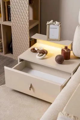 Produktbild von Bett Nachttisch Kleiderschrank Stil modern Farbe beige neu Holz Glas
