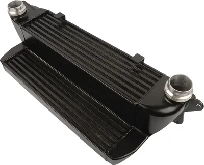 Zdjęcie produktu dla Intercooler, Kompatybilny z sedanem E60 E61 E63 E64, Obniża temperaturę powietrza dolotowego, bloku silnika, układu chłodzenia, Certyfikat CCC