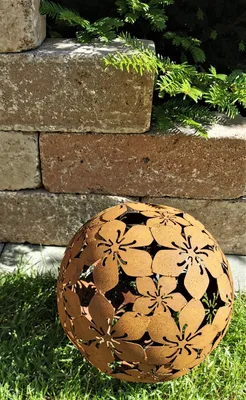 Produktbild von Dekokugel Flower 20 cm Cortenstahl Dekorationskugel