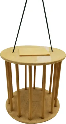 Produktbild von Dehner Natura Premium Kleintier Zubehör Heuraufe Natural, Futterspender für Kaninchen / Nager, Ø 23 cm, Höhe 23 cm, Holz, natur