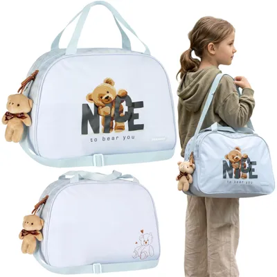 Produktbild von Bär Sport- und Reisetasche für Mädchen mit Schulterriemen und Anhänger, 39 × 16 × 27 cm