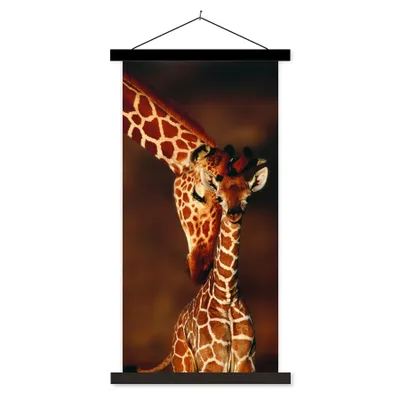 Produktbild von MuchoWow® Textilposter Giraffe - Kalb - Porträt 60x120 cm mit schwarzem Rahmen - Magnete