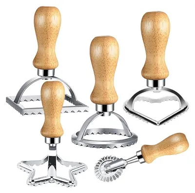 Image de Emporte-pièces Ravioli Roulette à pâtisserie Set de poignées en bois
