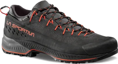 Schwarze Zustiegsschuhe "TX4 Evo GTX" von La Sportiva mit roten Schnürsenkeln und rutschfester Sohle.