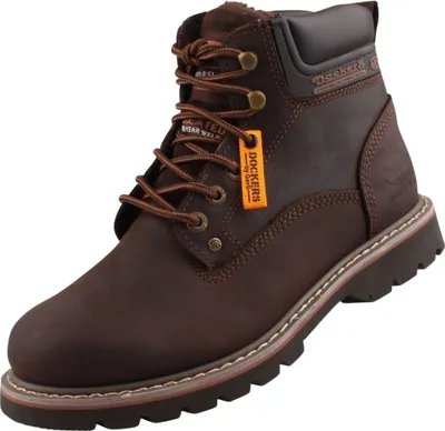 Das Bild zeigt einen braunen Stiefel der elegant und robust aussieht. Der Stiefel ist von der Seite abgebildet und hebt die Form sowie die Details des Designs hervor.