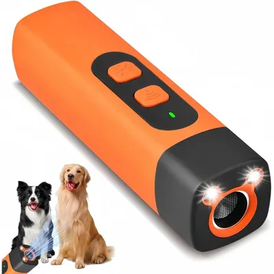 Produktbild von Ultraschall Hundeabwehr, Wiederaufladbar mit LED-Taschenlampe, 3 Frequenzen Stufen für sofortige Wirkung gegen Bellen, für kleine & große Hunde
