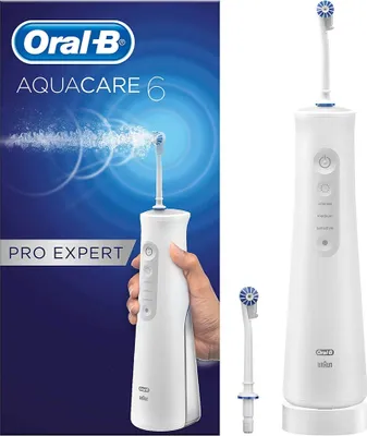Produktbild von Oral-B Munddusche AquaCare 6, Weiß, Kabellose Munddusche, Tasten, Akku, 2 Kopf/Köpfe