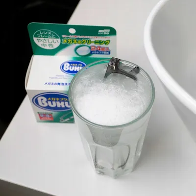 Zdjęcie produktu dla Tabletki Musujące do Czyszczenia Okularów Buku Soft99 24szt super skuteczne