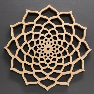 Produktbild von Holzmandala zum Aufhängen, Massivholz, Durchmesser 40 cm