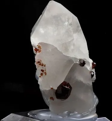 Produktbild von Orthoklas, Quarz, Granat 466,0 Karat
