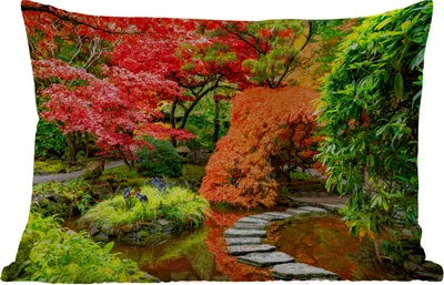 Produktbild von MuchoWow® Outdoor Kissen - Bäume - Japanisch - Steine - Weg - Natur - 60x40 cm - Wetterfest - Lounge Kissen - Zierkissen - Kissen für Innenräume