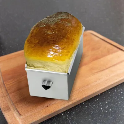 Immagine prodotto di Forma per pane antiaderente con motivo a cuore