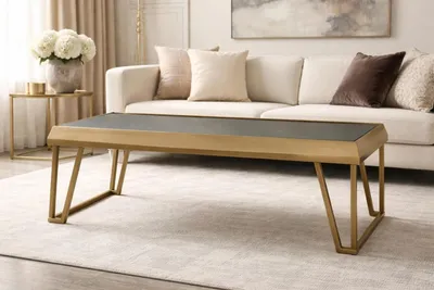Image de Table basse élégante pour salon, structure luxueuse, tables basses