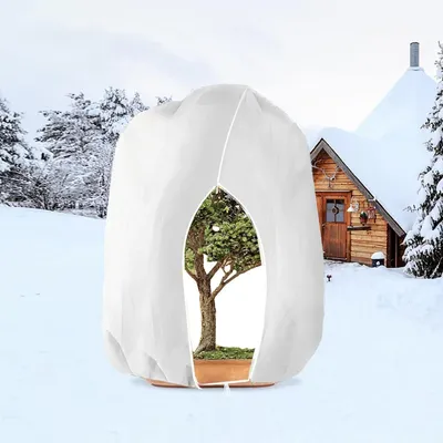 Image de Housse de protection hivernale pour plantes en pot, couleur blanche, dimensions 160 x 180 cm