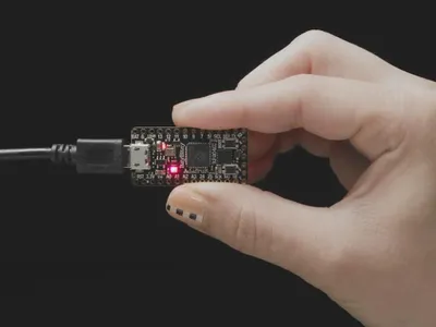 Produktbild von Adafruit ItsyBitsy RP2040 Microcontroller Board Micro USB CircuitPython