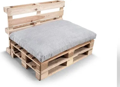 A pallet sofa with a light gray cushion and backrest, shown against a white background.