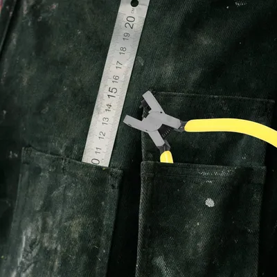Produktbild von Präziser Einzellochlocher aus Metall mit ergonomischem Griff
