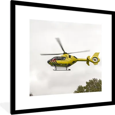 Produktbild von MuchoWow® Gerahmtes Poster Gelber Trauma-Hubschrauber 40x40 cm - Poster mit Schwarzem Bilderrahmen Wandposter Rahmen Foto Bilder - Poster - Plakat im Rahmen