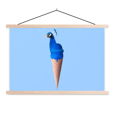Produktbild von MuchoWow® Textilposter Pfau - Eistüte - Eiscreme - Blau - Vogel 120x80 cm mit holzfarbenen Rahmen - Aufhängeset