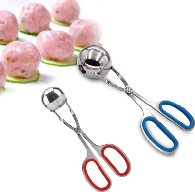 Obrázok produktu pre 2 ks formy na guľaté mäso s nepriľnavým povrchom a protišmykovými rukoväťami, kliešte na guľaté mäso vyrobené z nehrdzavejúcej ocele, nástroj na výrobu guľatých kúskov mäsa (napr. pre cake pops), príbor na servírovanie zmrzliny a špachtľa na cesto do kuchyne. (Priemer: 3,5 cm a 4,5 cm)