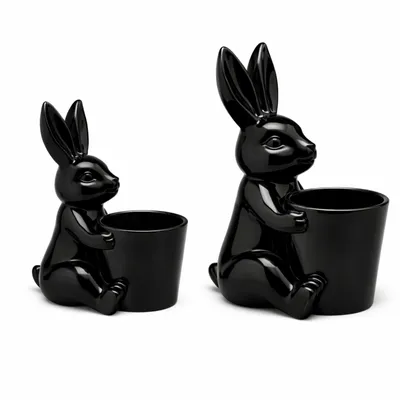 Produktbild von Keramik Hase mit Topf Schwarz 20cm – Blumentopf & Osterdeko – Vorbestellung, lieferbar ab 21.01
