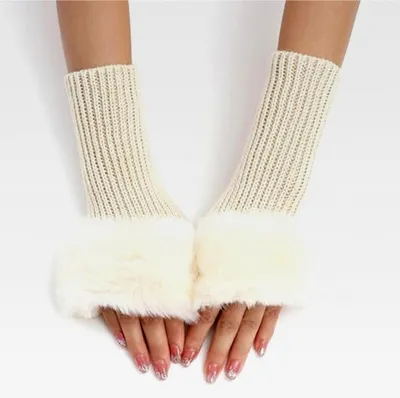 Produktbild von Fingerlose Strickhandschuhe für Damen mit Kunstpelz