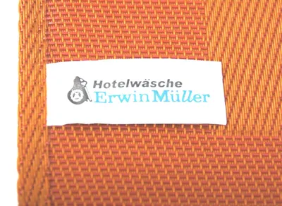 Produktbild von Platzdeckchen Tischset orange 32,5x45 cm PVC Polyester abwaschbar Platzmatte Tischunterlage moderne Tischmatte für Küche und Esszimmer