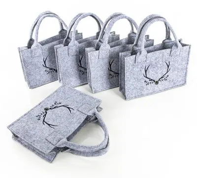 Produktbild von Kleiner Hirschertasche - Tasche mit Hirschmotiv - 21 x 14 x 6 cm