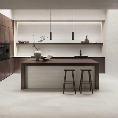 Imagen del producto de CASA39. Gres porcelánico con efecto piedra, color blanco, 60x120 cm. Colección Provenza, modelo Varana Stone