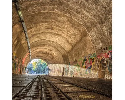 Produktbild von Glasbild Wuppertal Engelnberg Tunnel 50x50 cm