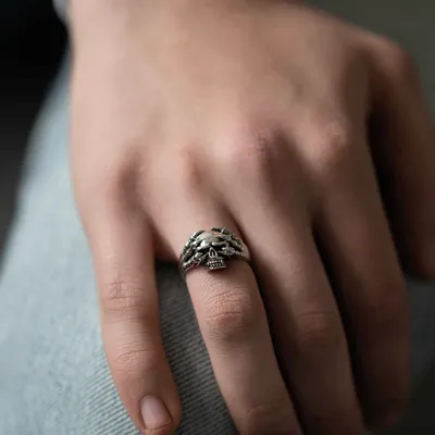Produktbild von MATERIA by Matthias Wagner Herrenring Totenkopf Krallen antik - Gothic Ring 925 Silber breit SR-53
