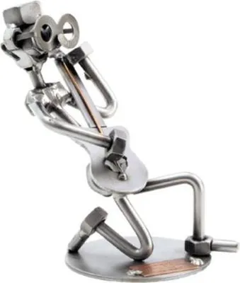 Produktbild von Rockgitarrist Metallfigur handgefertigt aus Stahl und Kupfer