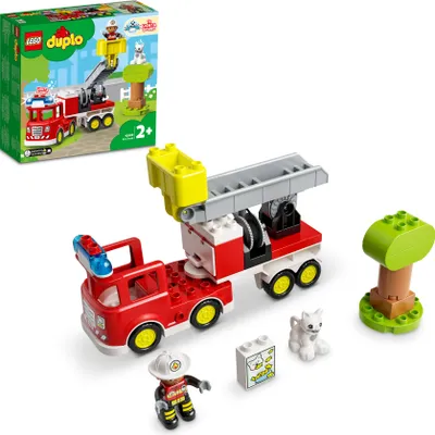 Produktbild von LEGO 10969 DUPLO Town Feuerwehrauto Spielzeug, Lernspielzeug für Kleinkinder ab 2 Jahren, Set mit Blaulicht und Martinshorn, Feuerwehrmann und Katze, für Mädchen und Jungen