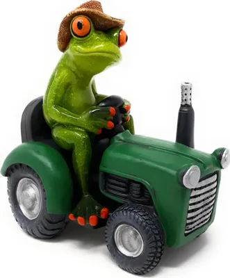 Produktbild von Frosch auf grünem Traktor Bauernfrosch H.16 cm Formano Froschhausen