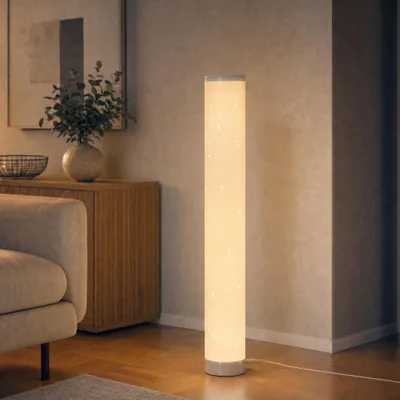 Productafbeelding van Northpoint LED-lichtpaal, 103 cm, staande lamp, RGB, warm wit, dimbaar, met afstandsbediening, flikkereffect, AI-gegenereerde afbeelding