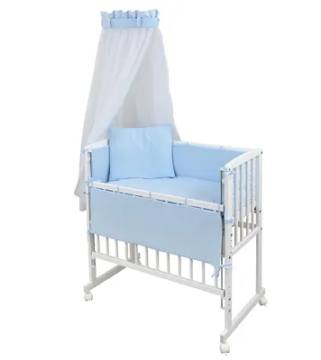 Produktbild von Baby-Delux Beistellbett Stillbett Babybett 90x40 weiß inkl. Matratze Bettwäsche Set komplett Interlock Soft Blau