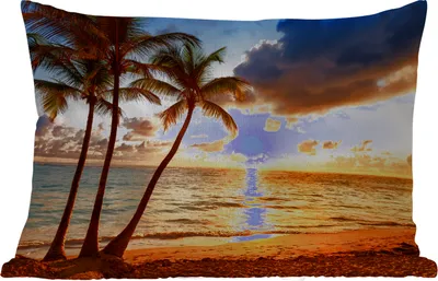 Produktbild von MuchoWow® Outdoor Kissen - Strand - Horizont - Sonnenuntergang - Palme - Meer - 50x30 cm - Wetterfest - Lounge Kissen - Sofa kissen - Wohnzimmer Dekoration