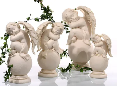 Produktbild von 2 Stück Engelfiguren sitzend auf Kugel 14,5 cm Engel Figur