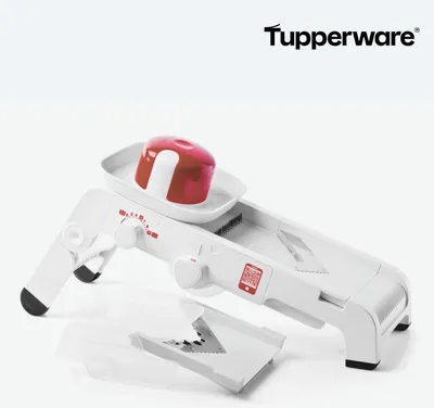 Produktbild von Tupperware Mando-Chef Gemüsehobel mit 2 Schneideinsätzen & 2 Juliennebreiten, L 35,9 x B 14,6 x H 8,1 cm