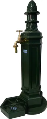 Produktbild von Standbrunnen Nostalgischer Outdoorbrunnen mit hübschen Details - Rostfrei und langlebig: aus hochwertigem Aluminium  grün pulverbeschichtet