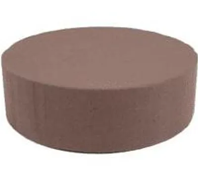 Produktbild von OASIS® Nass-Steckmasse Zylinder MAJDA, NatureSource 20% biobasierte Rohstoffe, braun, 7cm, Ø22cm - Nasssteckschwamm