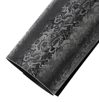 Immagine prodotto di Foliante adesivo effetto fibra di carbonio forgiata, motivo nuvole, effetto arcobaleno, nero lucido, dimensioni 30 x 152 cm